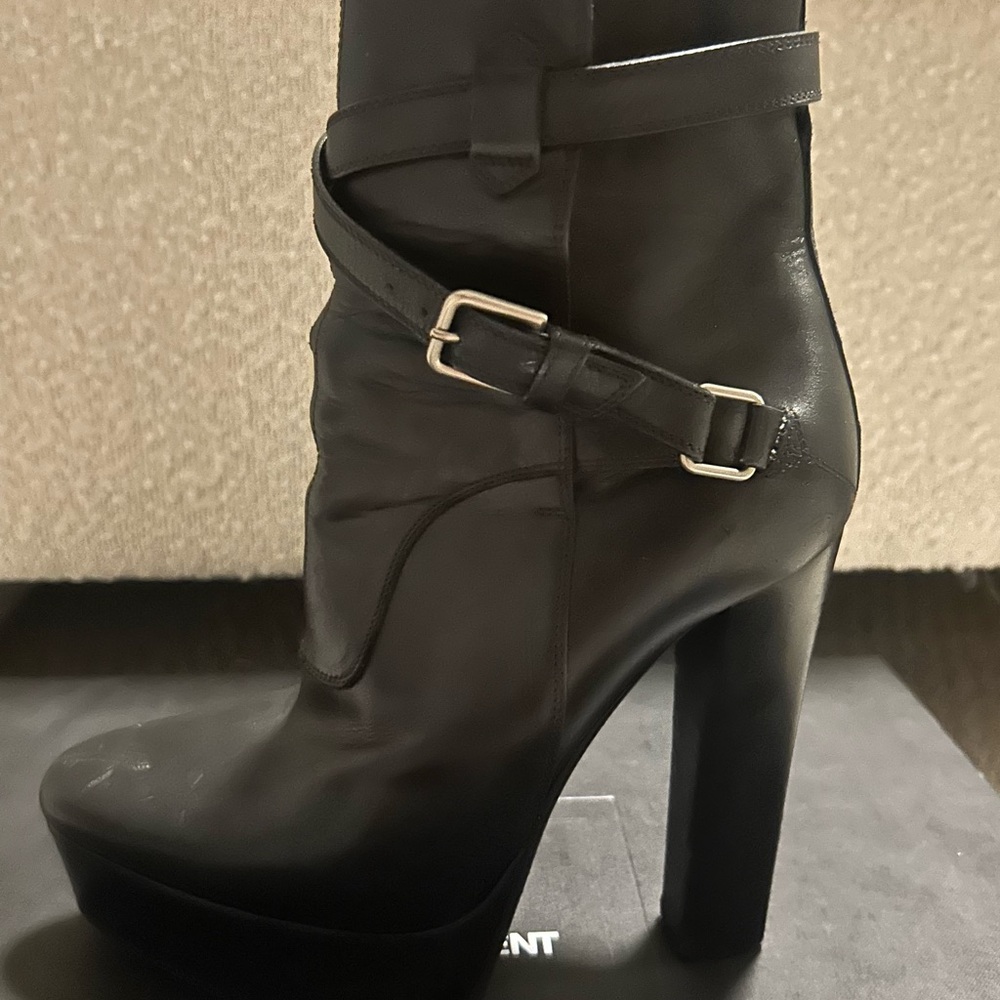 YSL Authentic  boot - Picture 5 of 13
